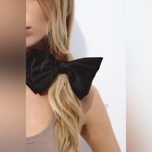 NWT ZARA Woman BLACK HAIR CLIP WITH BOW